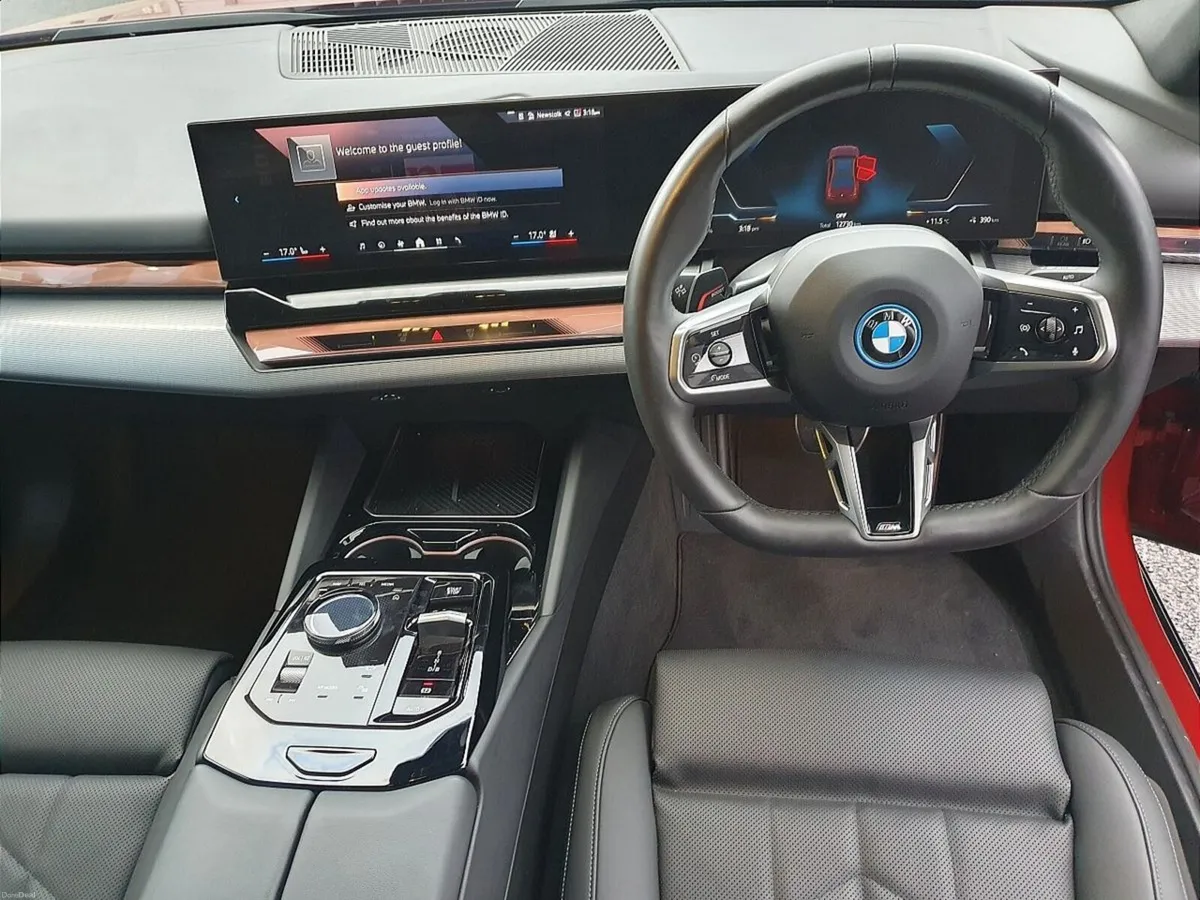 BMW i5 eDrive40 M Sport Saloon - Image 4