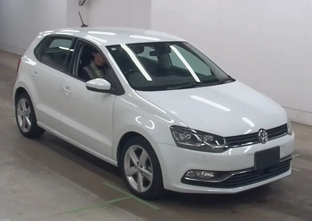 2016 Volkswagen Polo Highline - Image 1