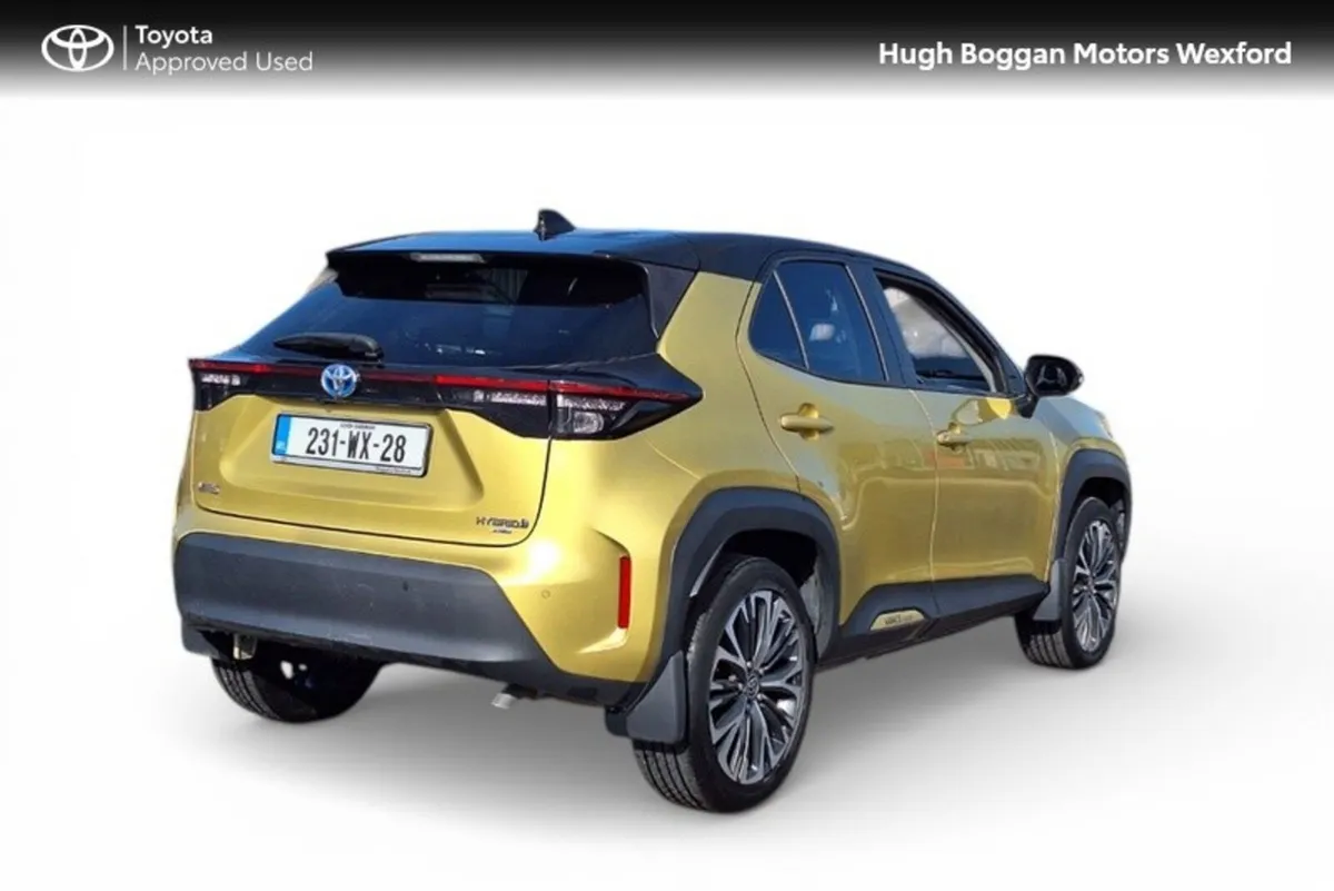 Toyota Yaris Cross SOL IN FLAME GOLD!! - Image 2