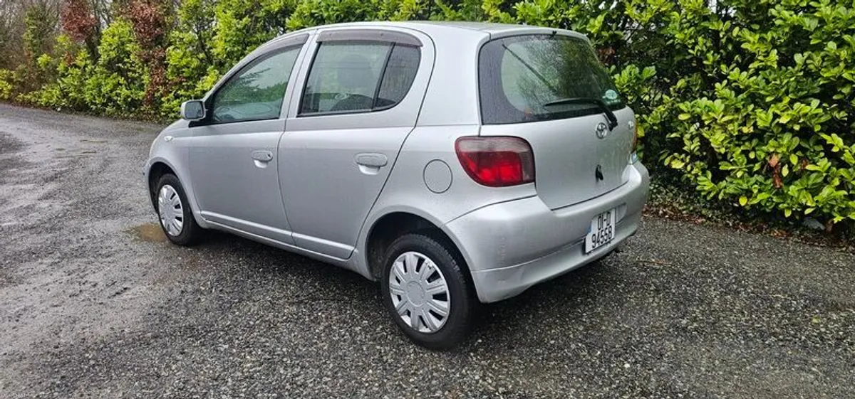 2001 Toyota yaris automatic vitz - Image 3
