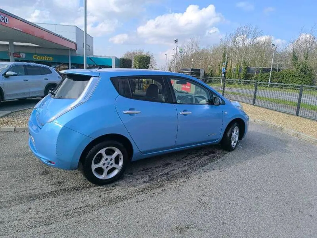2013 Nissan Leaf - Image 1