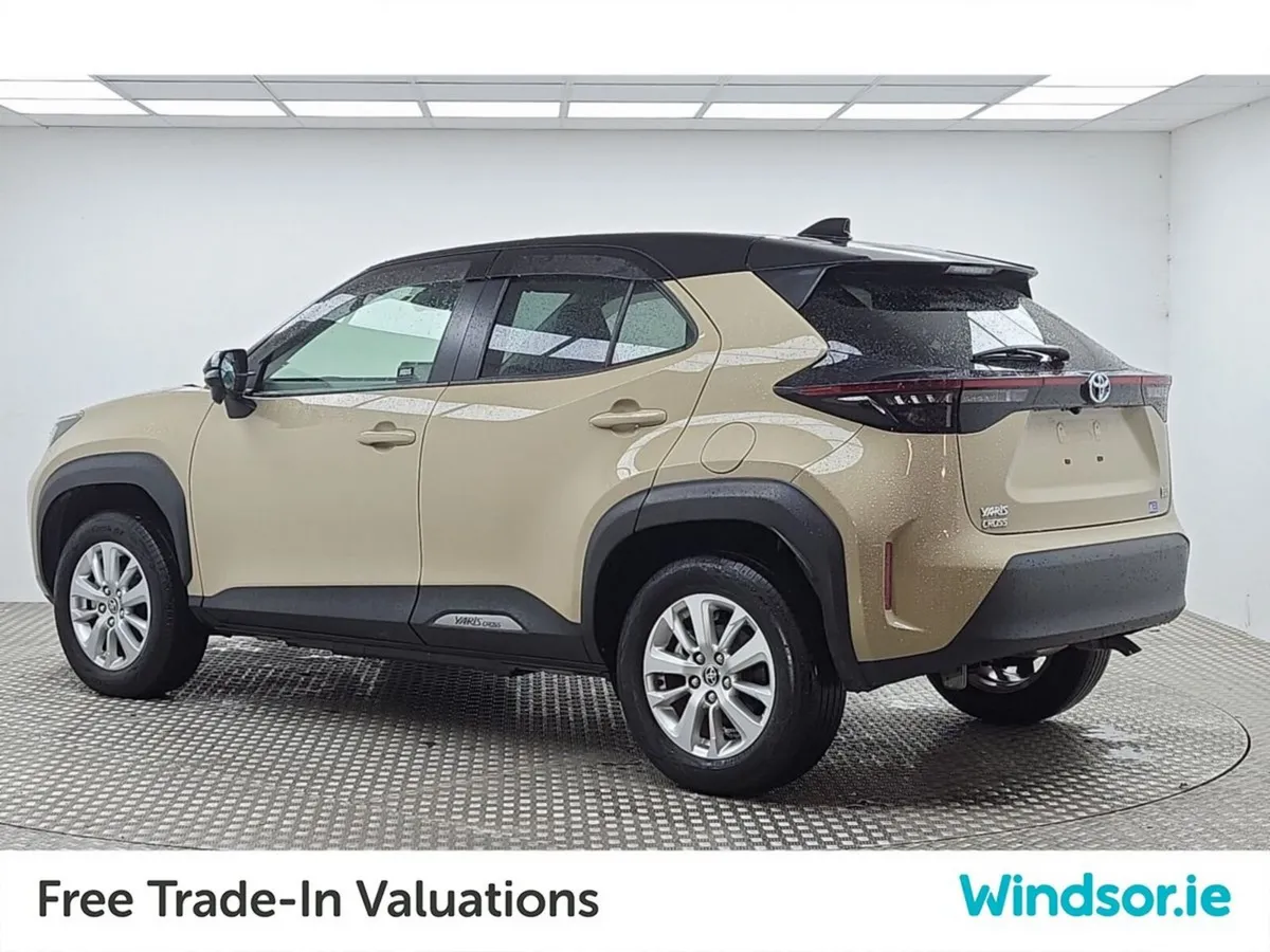Toyota Yaris Cross 1.5 Hybrid **Sport Spec** - Image 4
