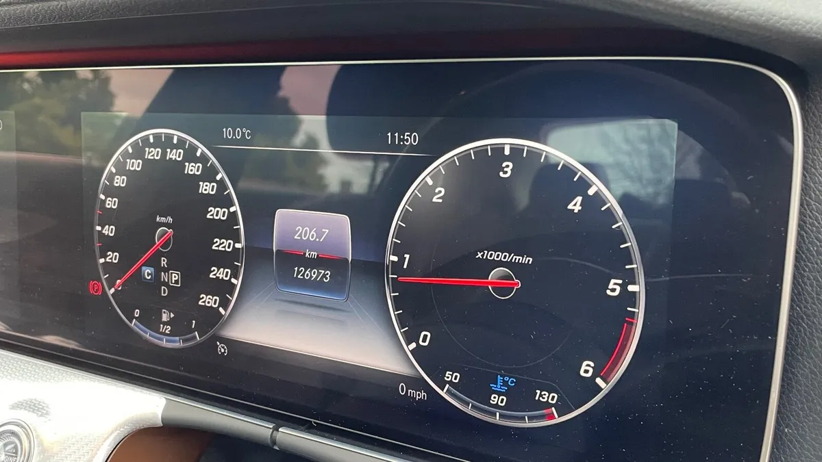 Mercedes-Benz E-Class Avangard Plus - Image 4