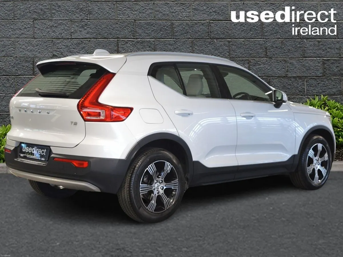 Volvo XC40 T2 PET(129hp) Inscription - Image 2