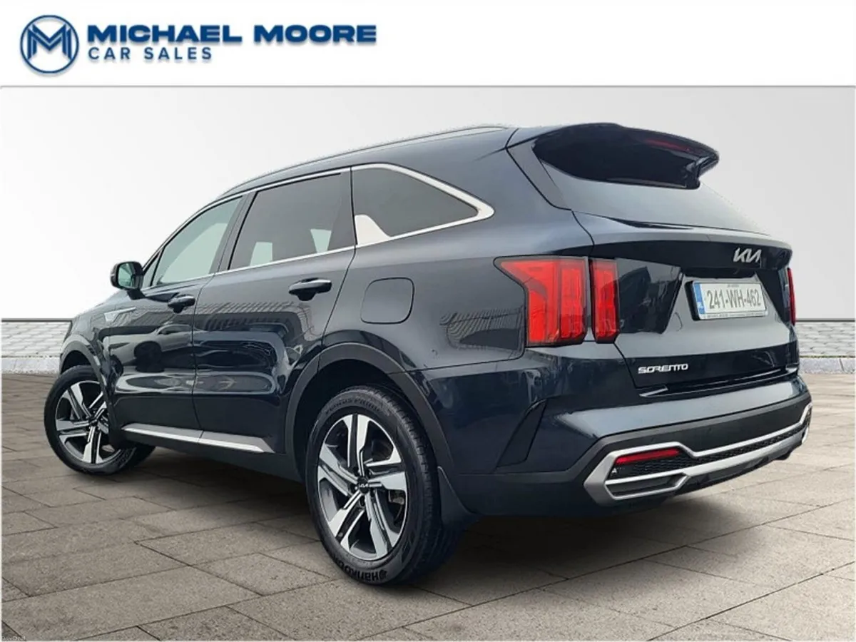 Kia Sorento K3 2.2d 4X4 AUTO *(PANORAMIC SUNROOF, - Image 3
