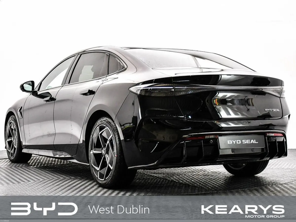 BYD SEAL 82.5kWh Design RWD - Image 3