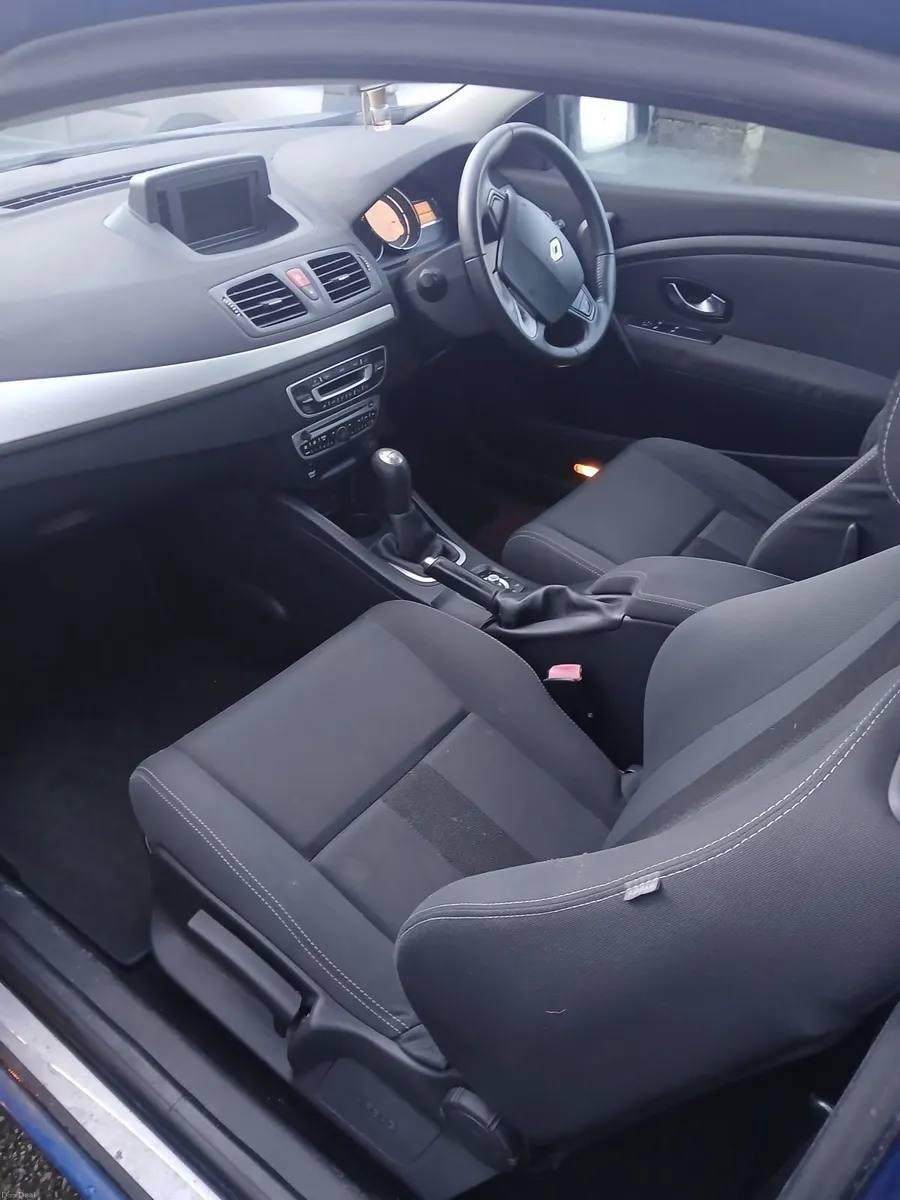 Renault Megane 2012 - Image 3