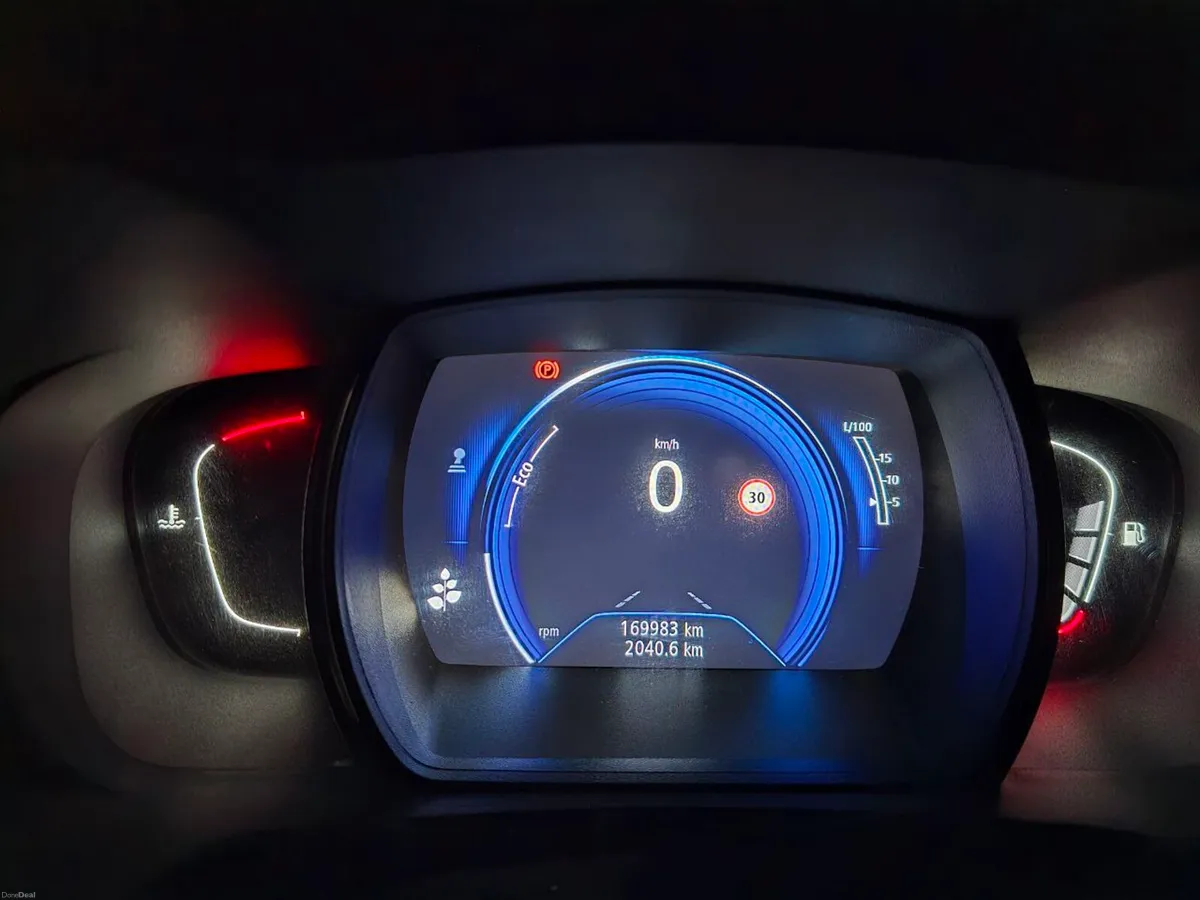 Renault Kadjar NCT 01/27 - Image 3
