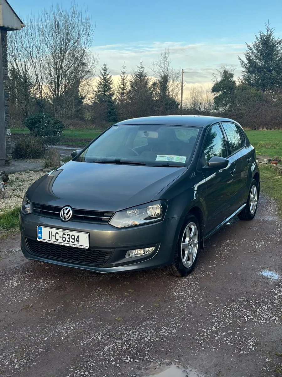 Volkswagen Polo 2011 - Image 2
