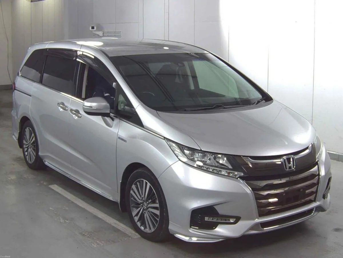 Honda Odyssey ABSOLUTE 7 SEATER AUTOMATIC HYBRID 2