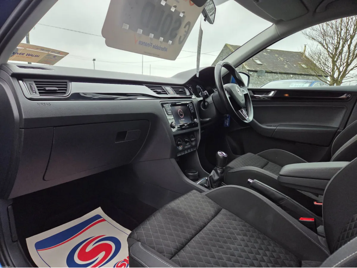 Skoda Rapid AMBITION 1.0 TSI 95BHP 4DR - Image 4