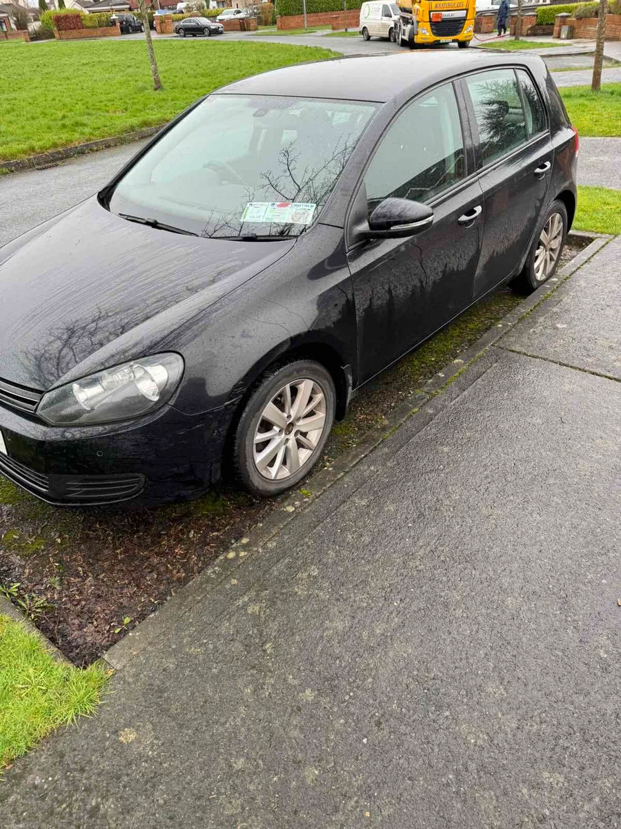 VW GOLF 1.6.ONLY 108000MIL - Image 2