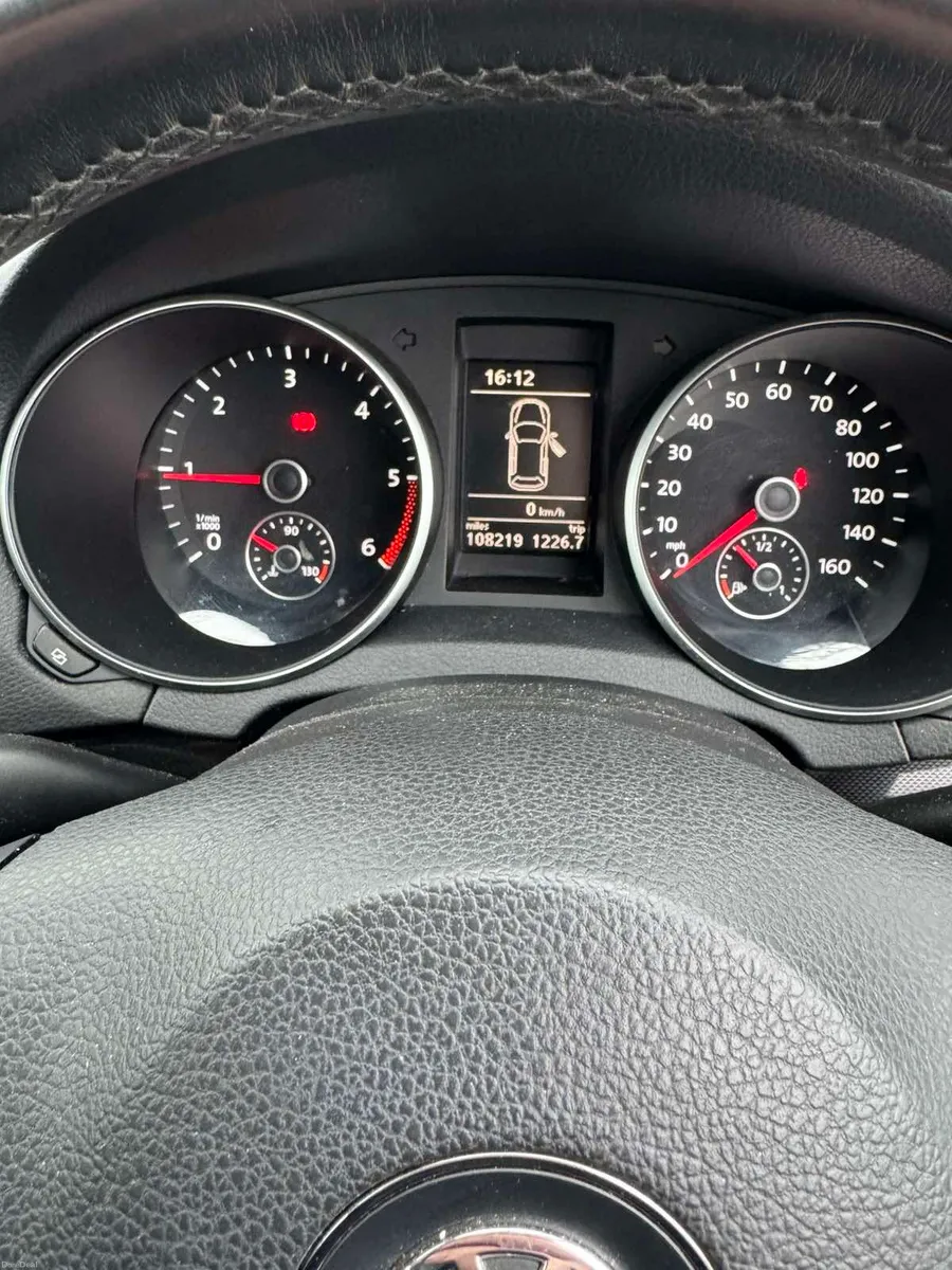 VW GOLF 1.6.ONLY 108000MIL - Image 4