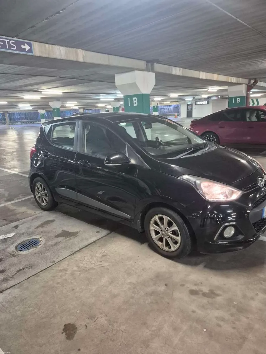 Hyundai i10 deluxe - Image 2
