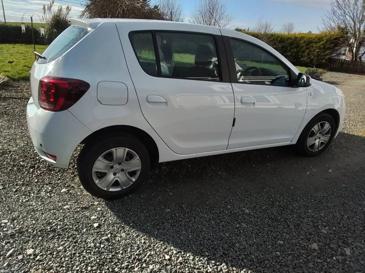 Dacia Sandero 2019 - Image 2