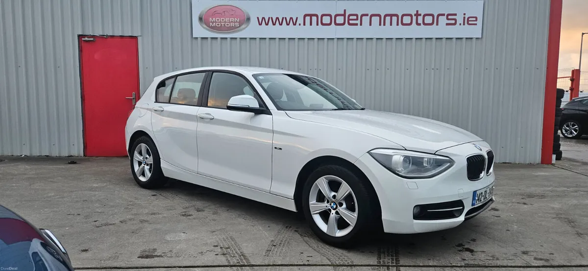 BMW 116i automatic sport petrol low kms - Image 1