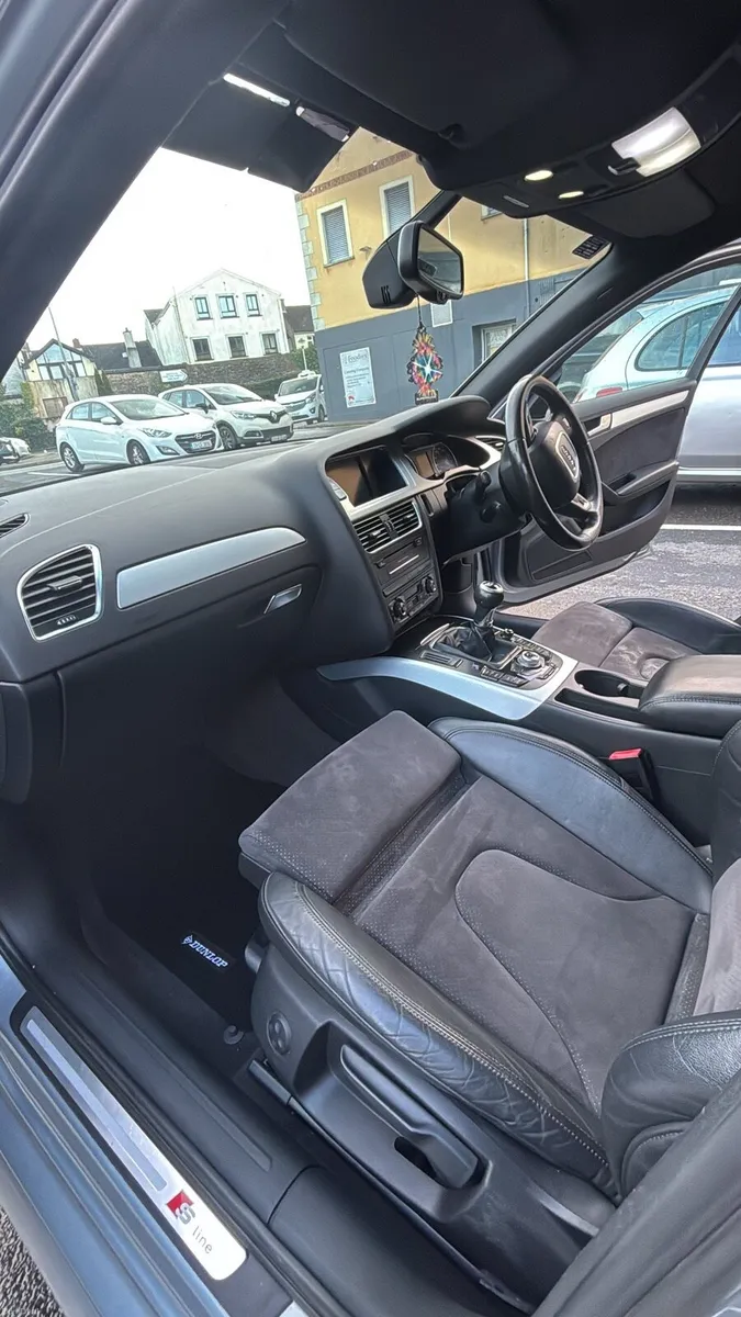 Audi A4 sline - Image 4