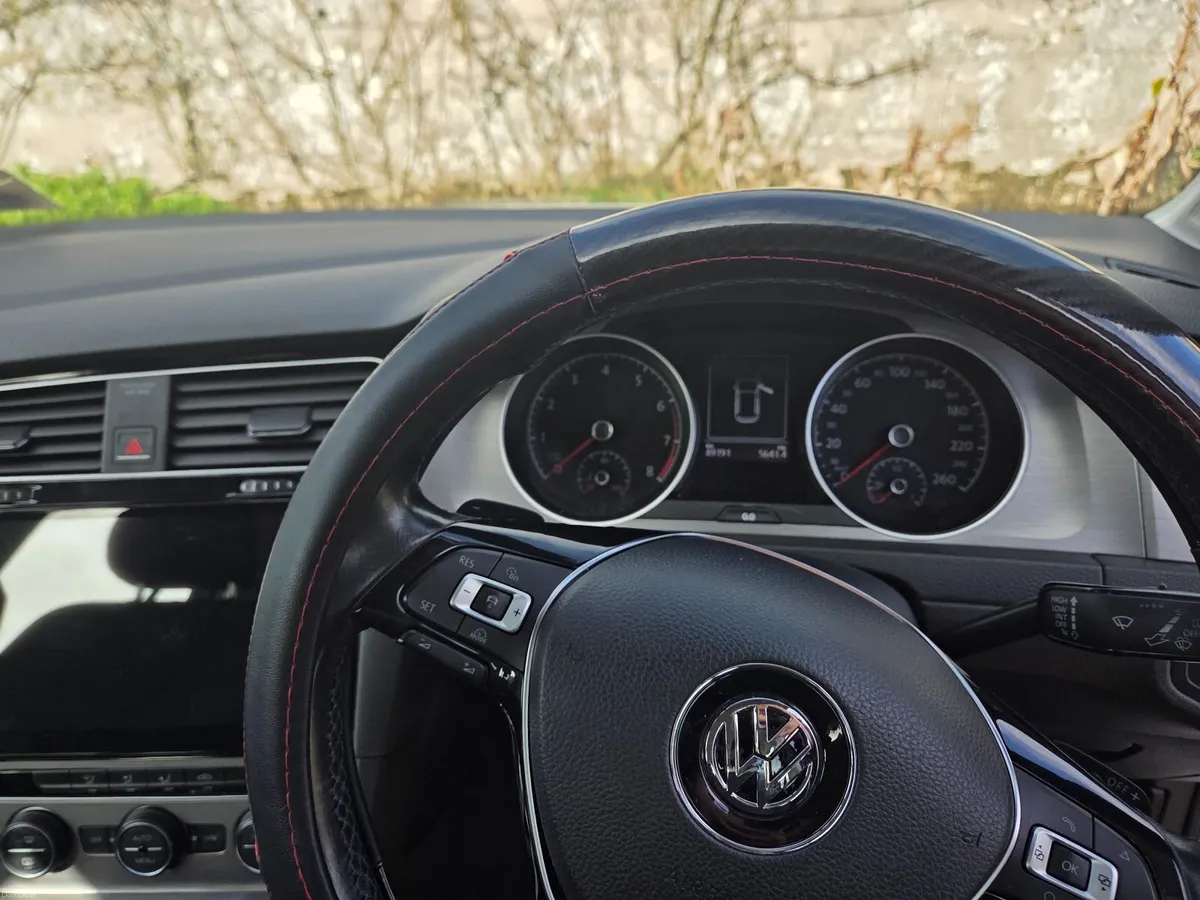 Volkswagen Golf 2015 - Image 3