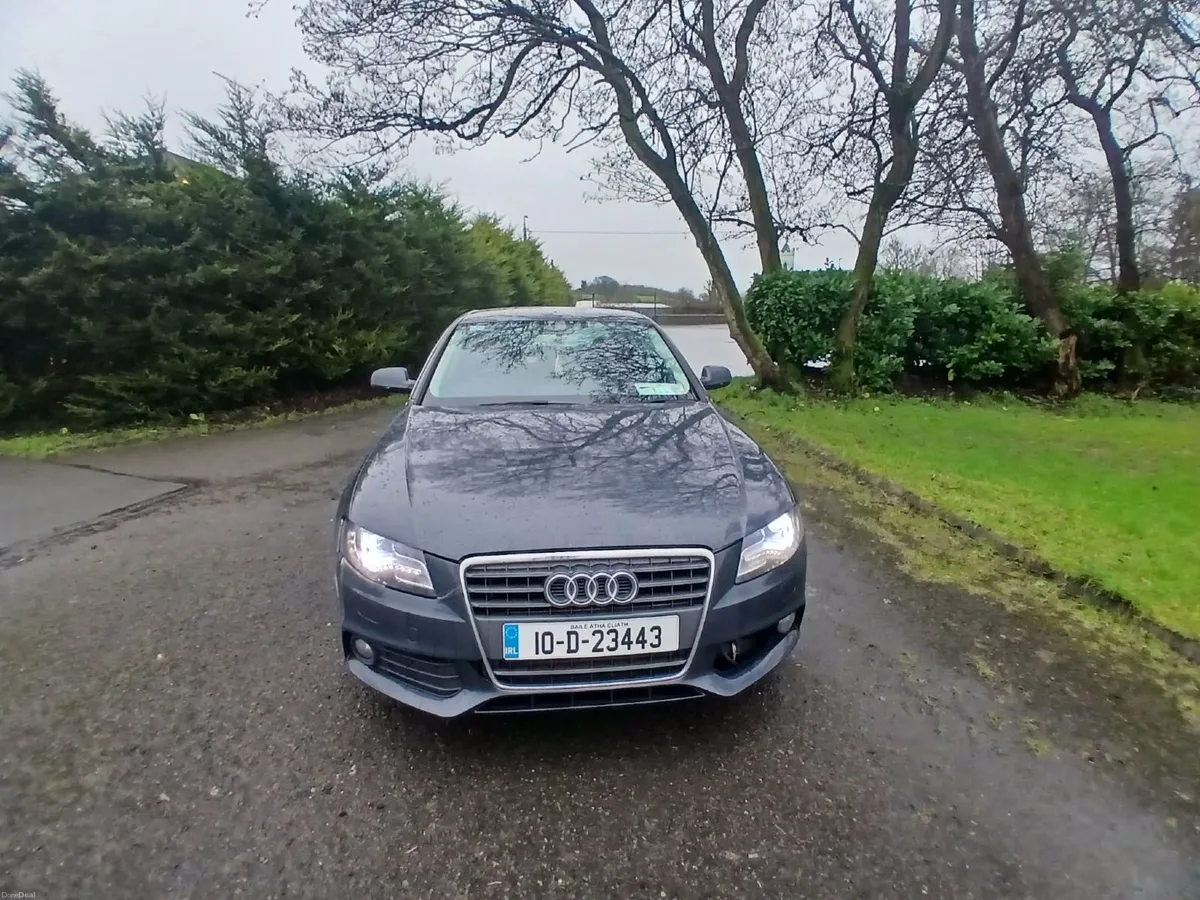 Audi A4 2010 - Image 4