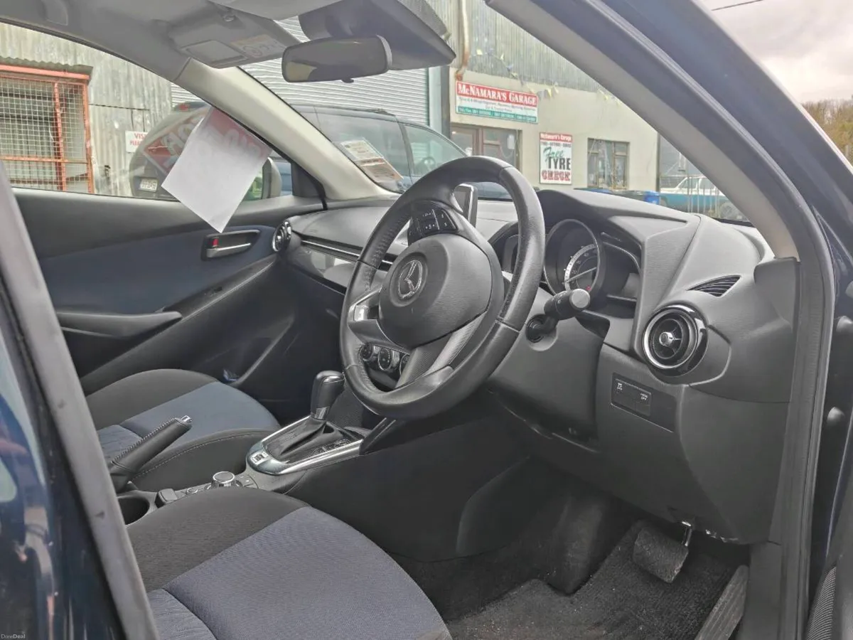 Mazda Demio - Image 4