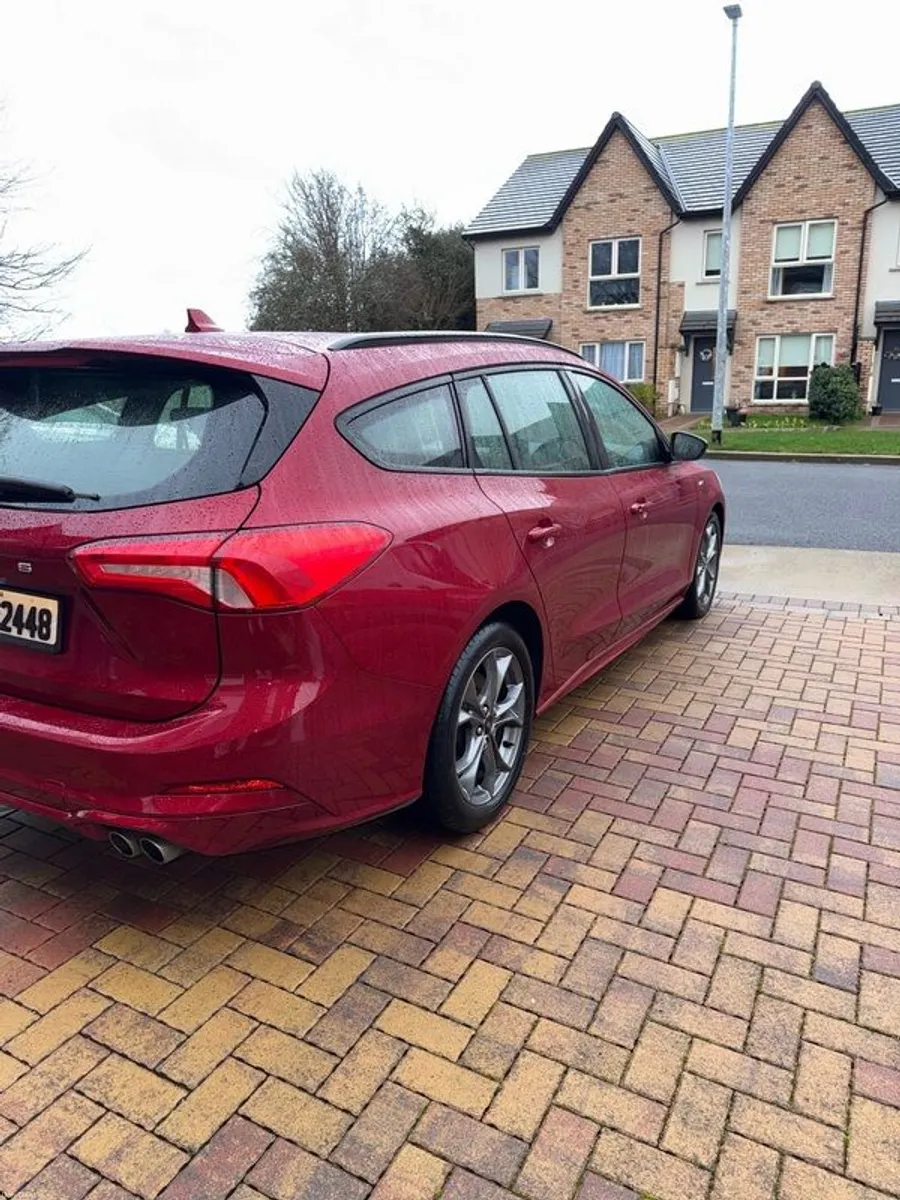 Ford Focus St Line 2.0 Diesel - Image 2