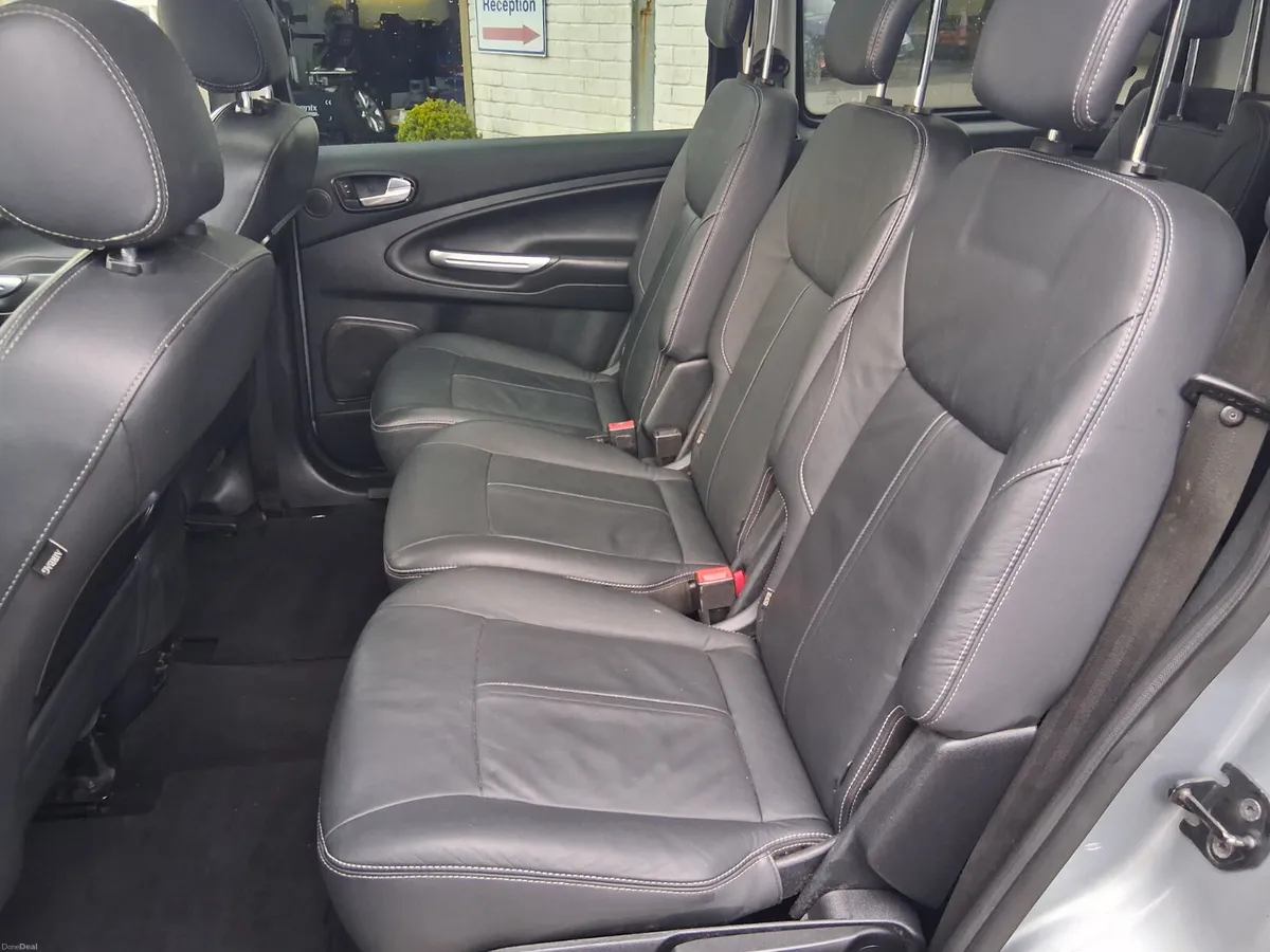 Ford Galaxy 2012 - Image 4
