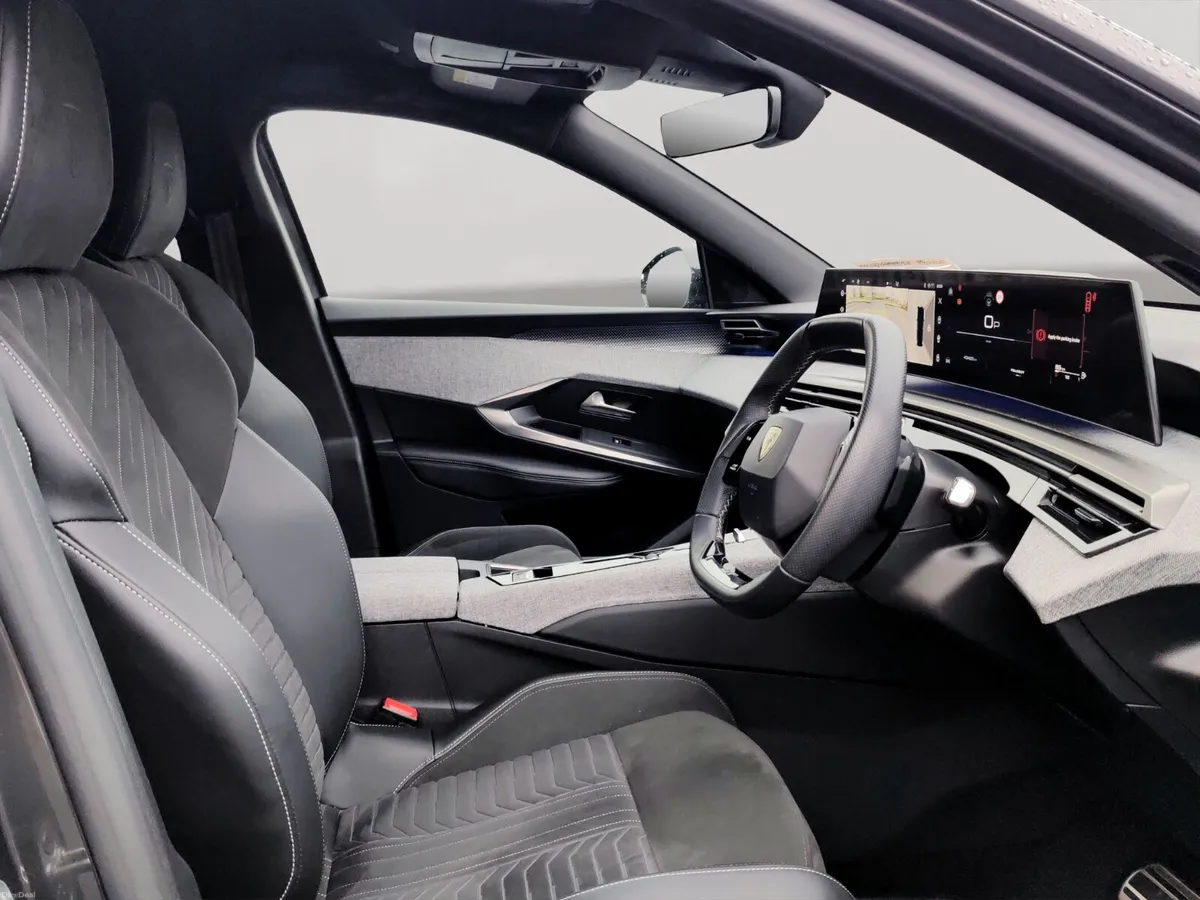 Peugeot E5008 GT Hybrid - Image 4