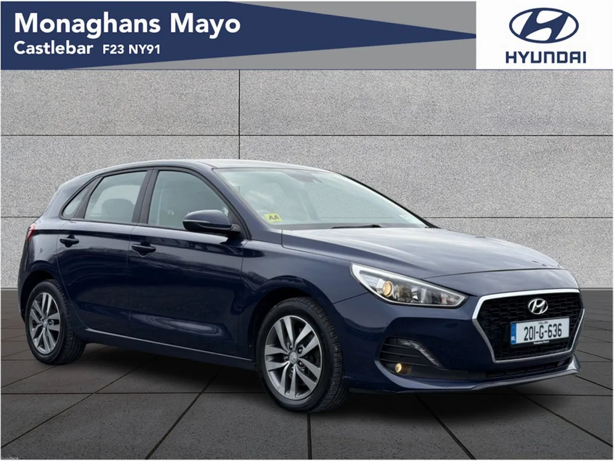 Hyundai i30 DELUXE 1.6 DIESEL 5DR - Image 1