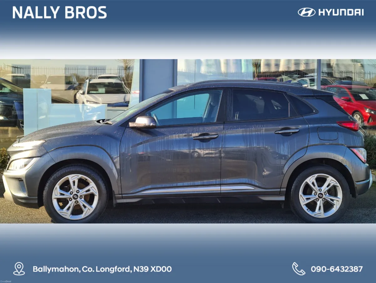 Hyundai KONA KAUAI EXECUTIVE 5DR PETROL - Image 3