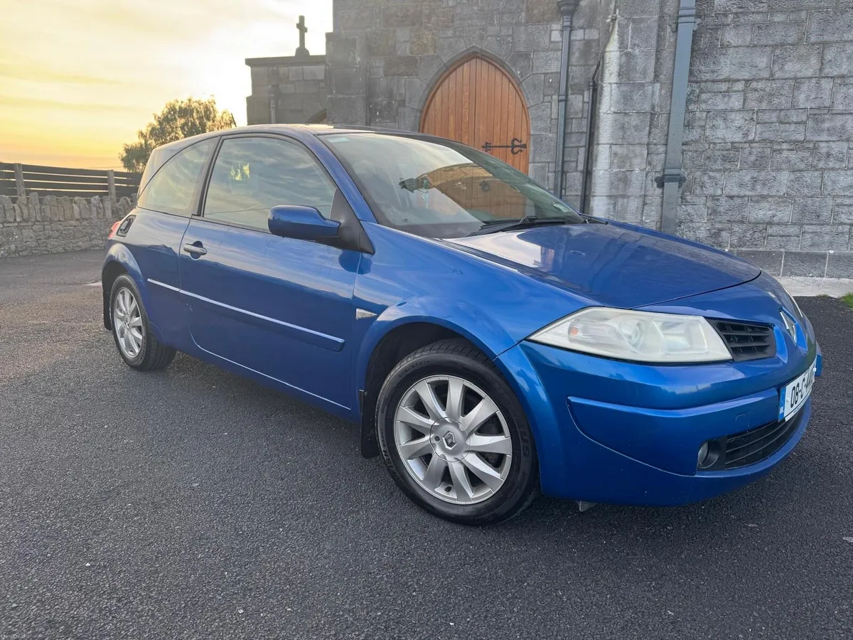 2008 Renault Megane Automatic Low Mileage - Image 1