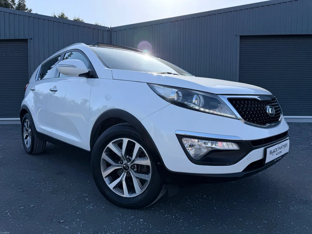 Kia Sportage 142’ LX ISG LOW KM/PANORAMIC SUNROOF - Image 1