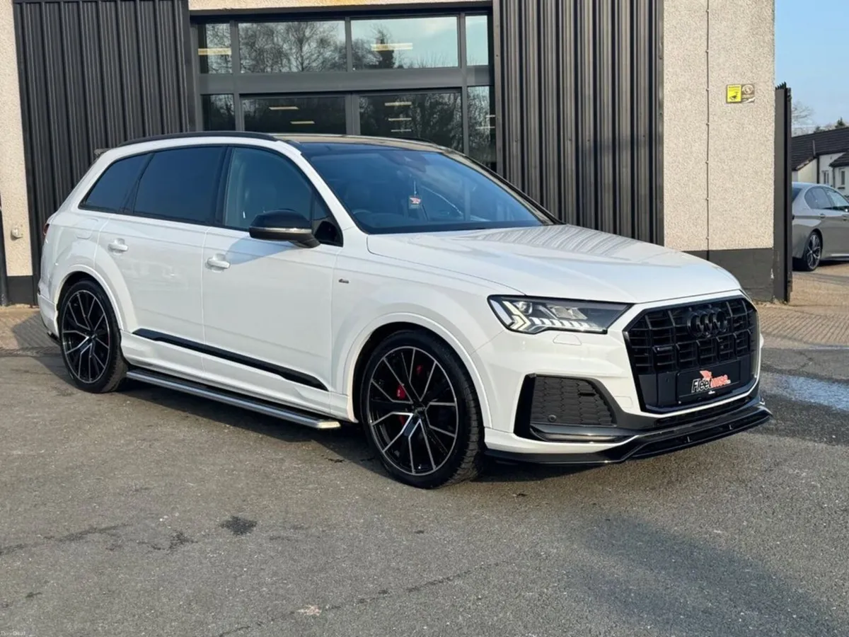 3.0 TDI V6 45 Black Edition SUV 5dr Diesel Tiptron - Image 1