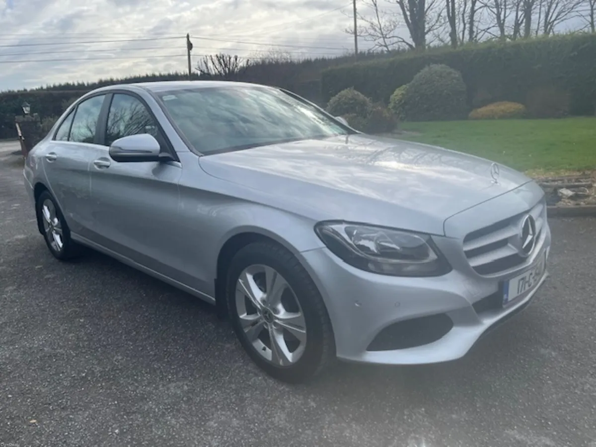 2017 MERCEDES BENZ C200 SE EXECUTIVE 2.0 PET. AUTO - Image 3