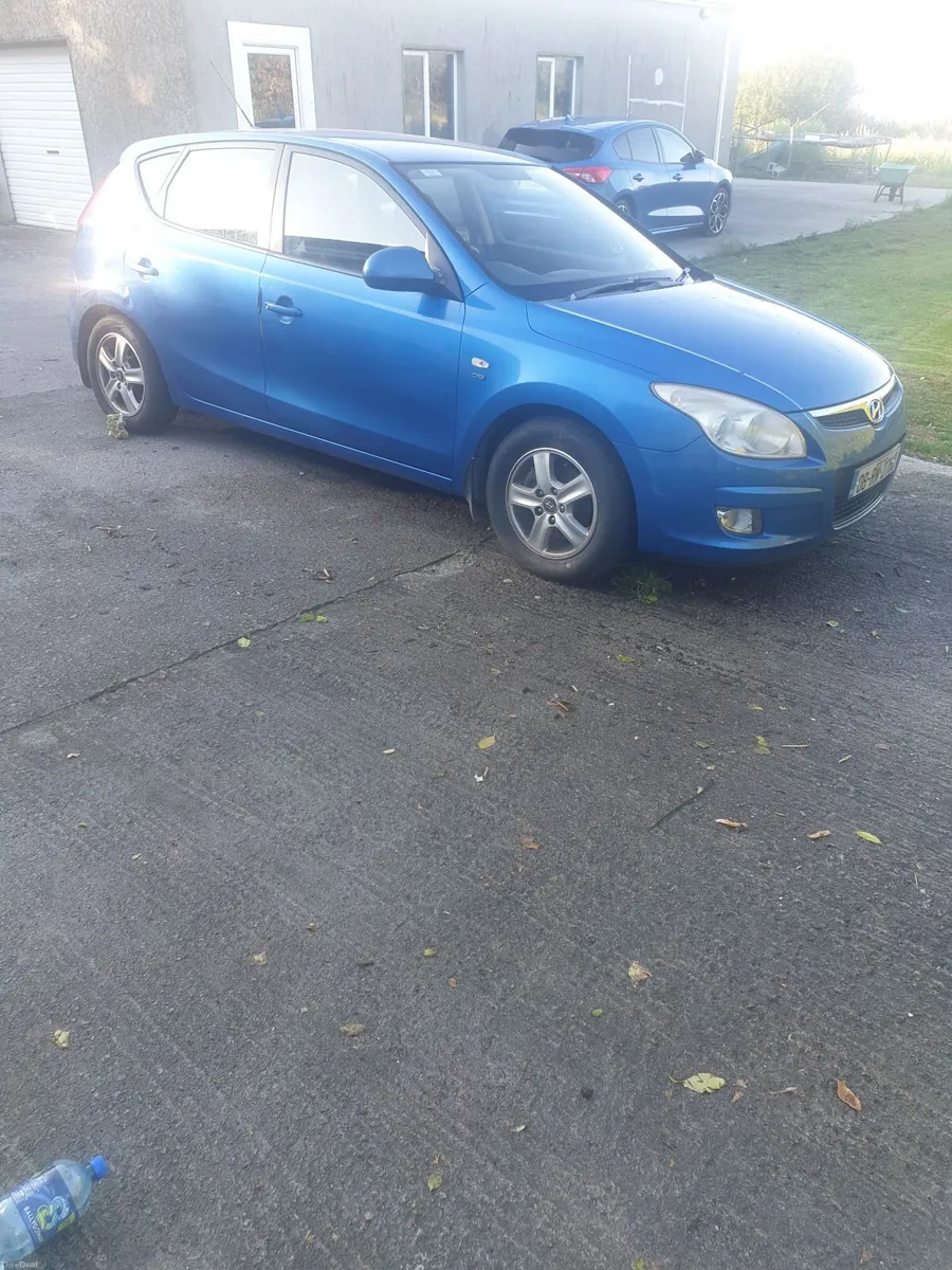 Hyundai i30 2008 - Image 2