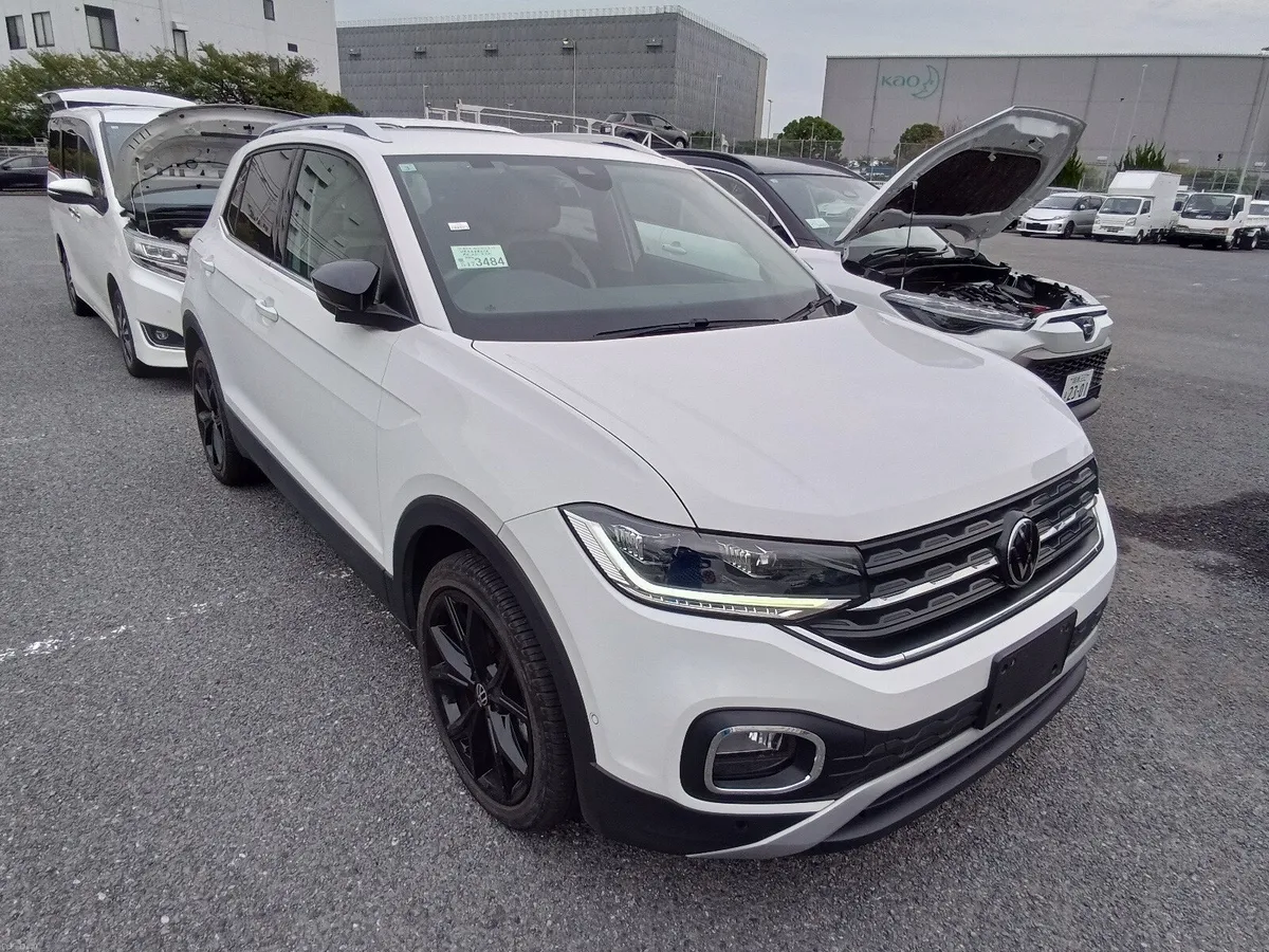 2023 VW T-CROSS Pear white - Image 1