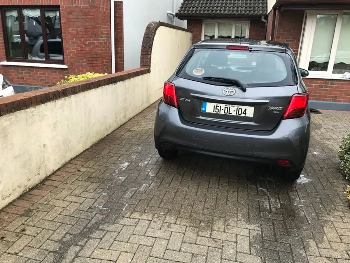 2015 Toyota Yaris - Image 4