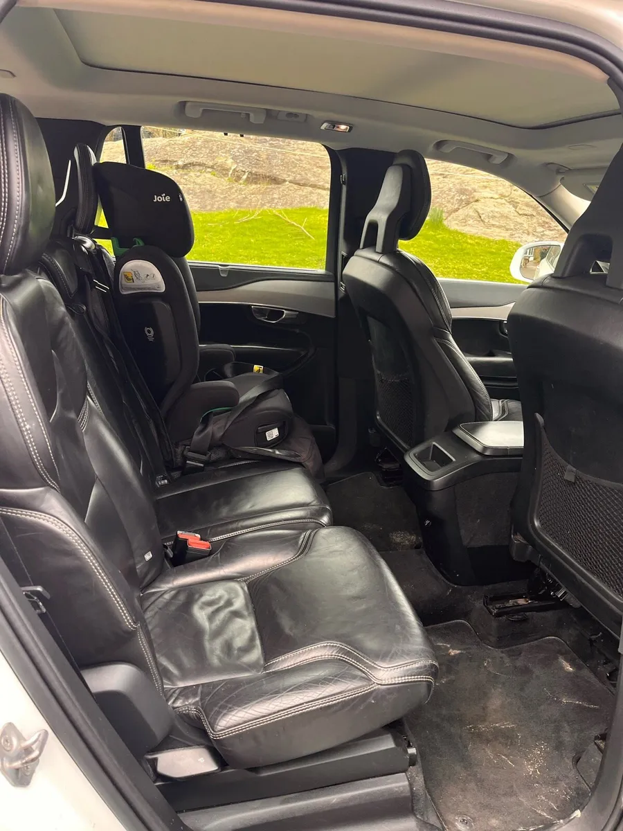 2015 Xc90 Volvo inscription - Image 2