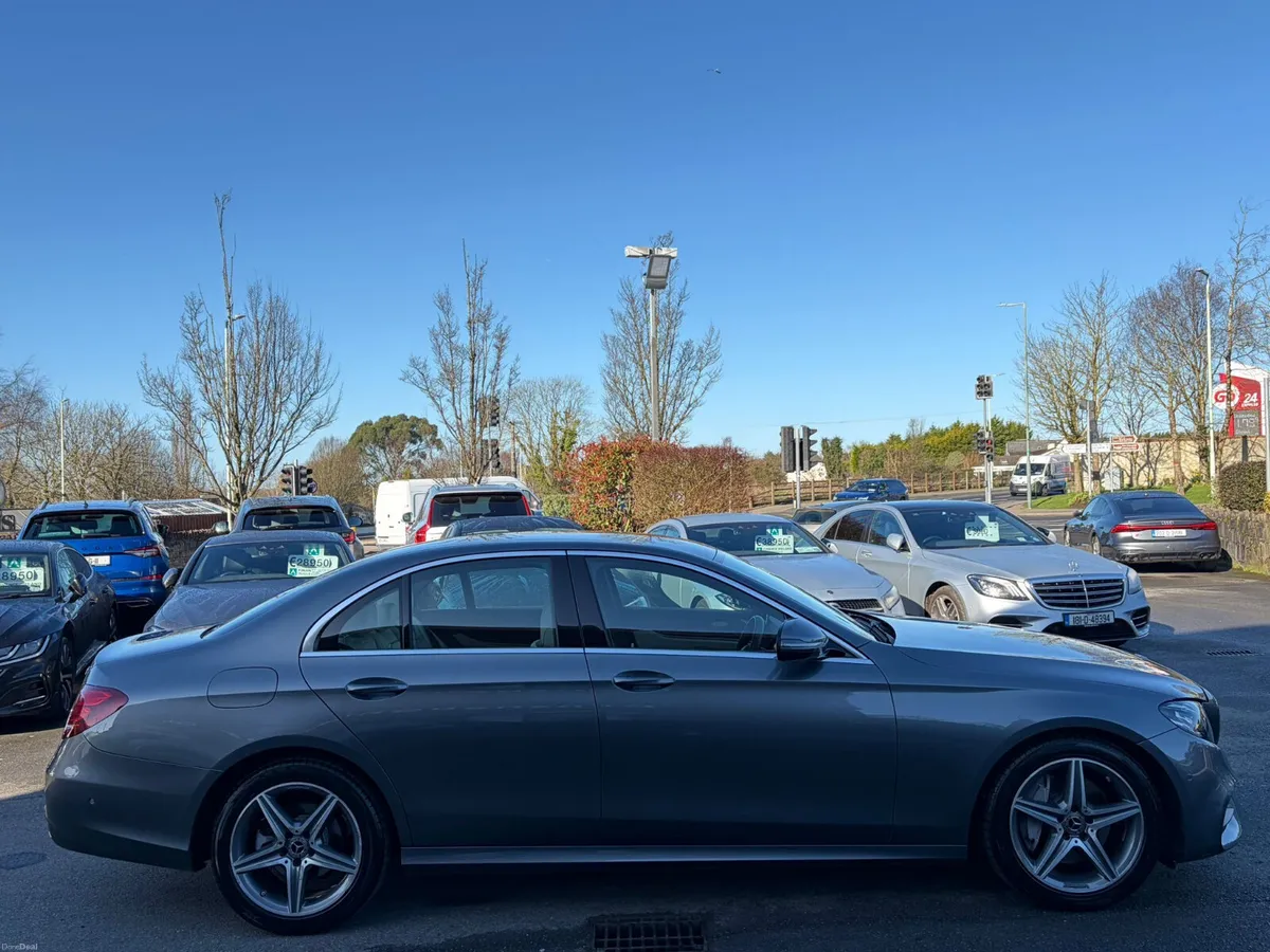 191 Mercedes-Benz E200 AMG Pack *Low Kils* - Image 4