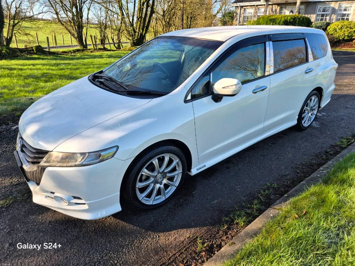 Honda Odyssey aero pack 7 seater mint car - Image 2
