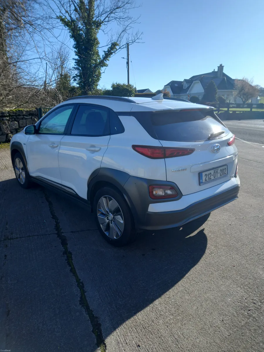 2021 Hyundai KONA - Image 3