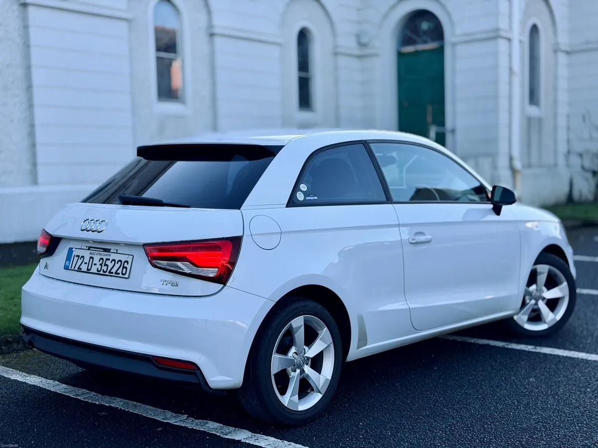 2017 AUDI A1 • 1L • AUTO • LOW KM - Image 3