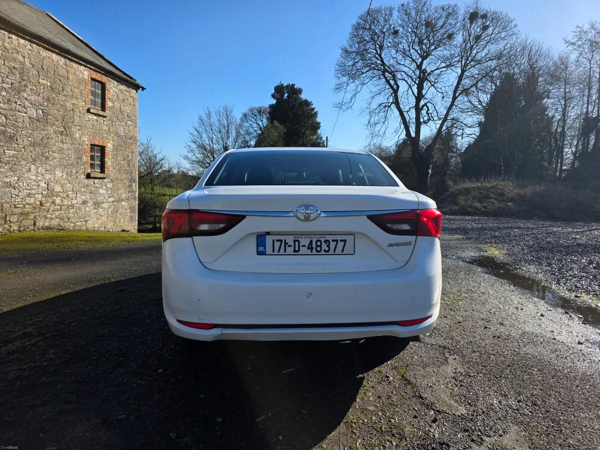 Toyota Avensis 2017 diesel ( NCT 05/27 )!! - Image 4
