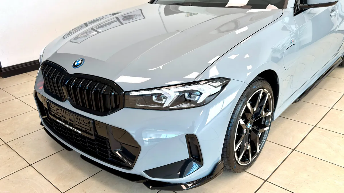 BMW 330e Msport - Image 2