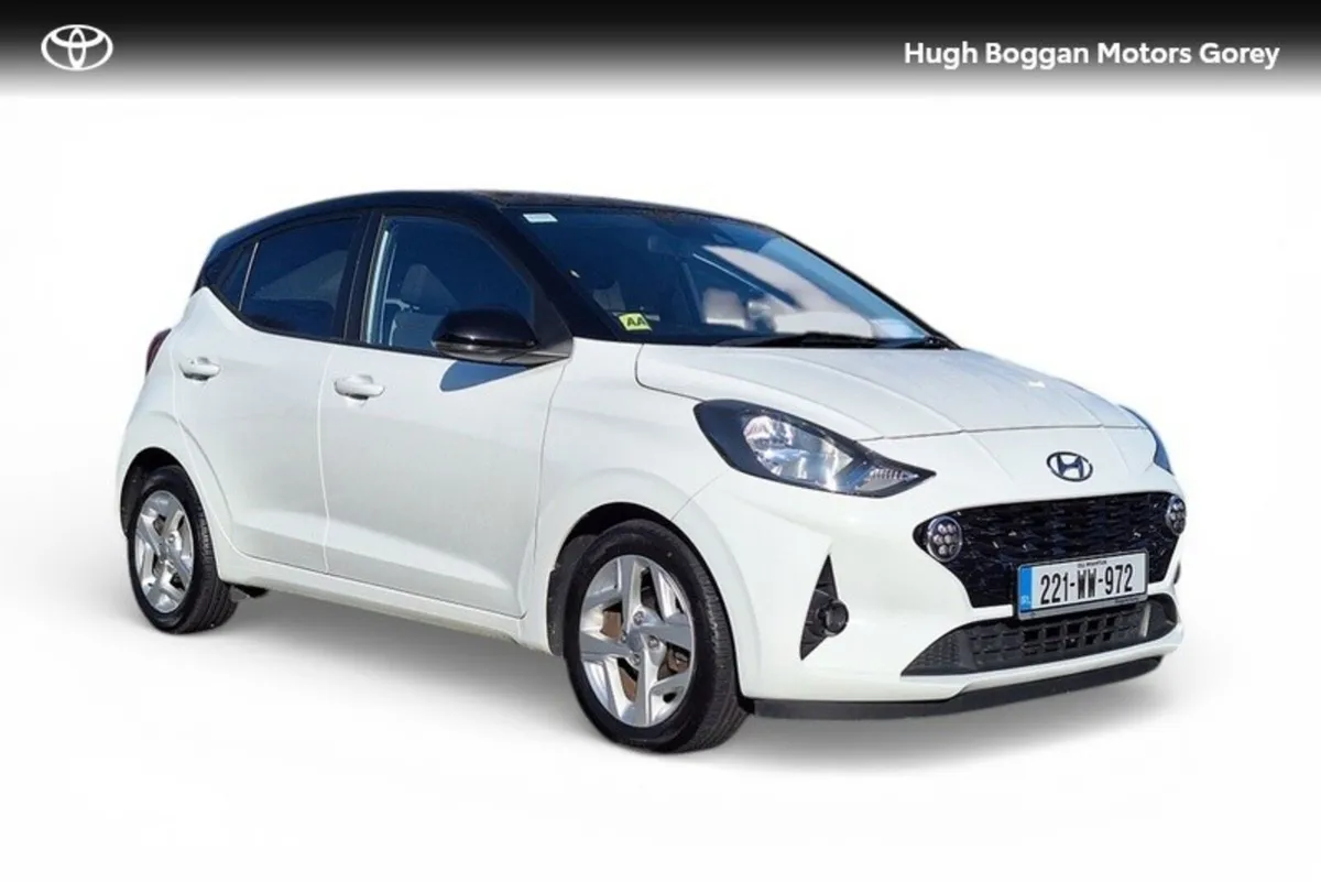 Hyundai i10 DELUXE PLUS 2 TONE ROOF 5DR - Image 1