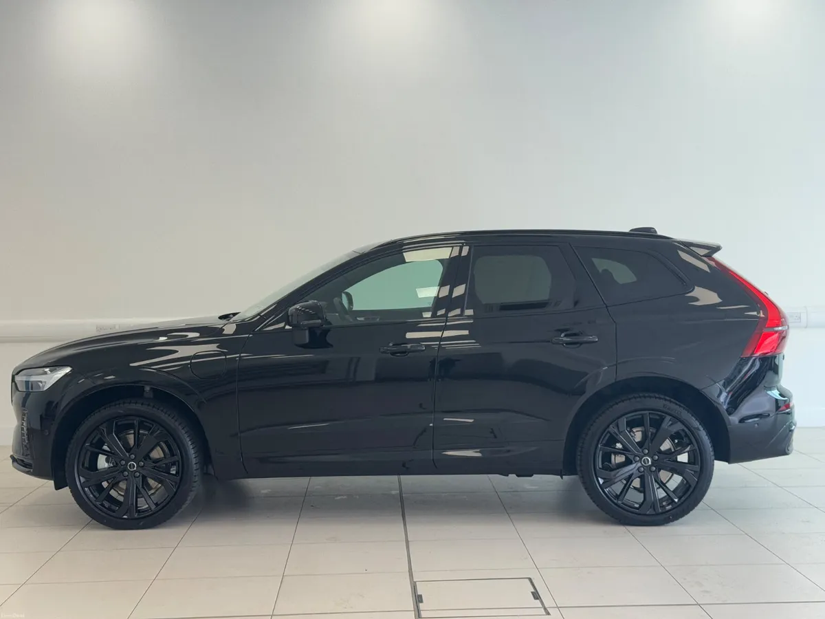 Volvo Xc60 Ultra T8 2026 - Image 4