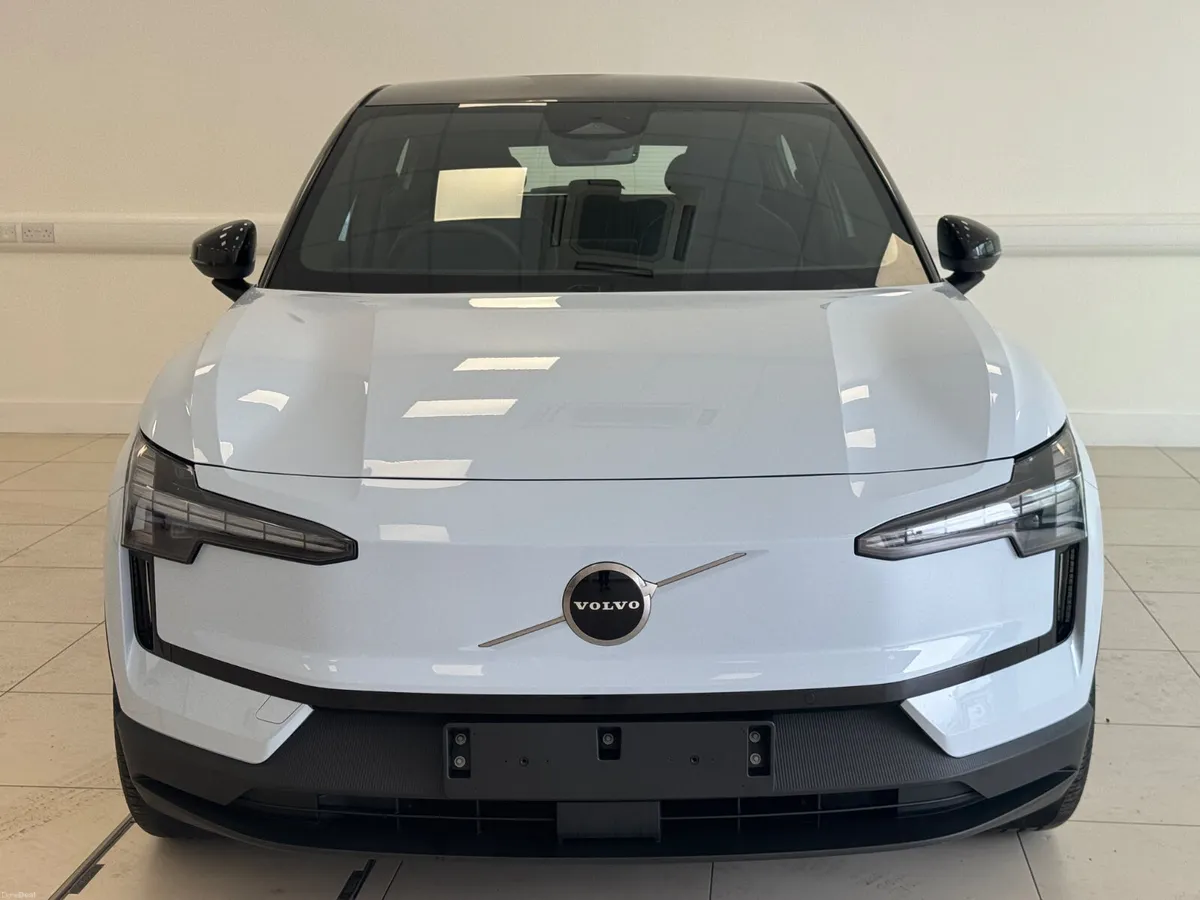 Volvo EX30 Plus extended range 2026 - Image 2