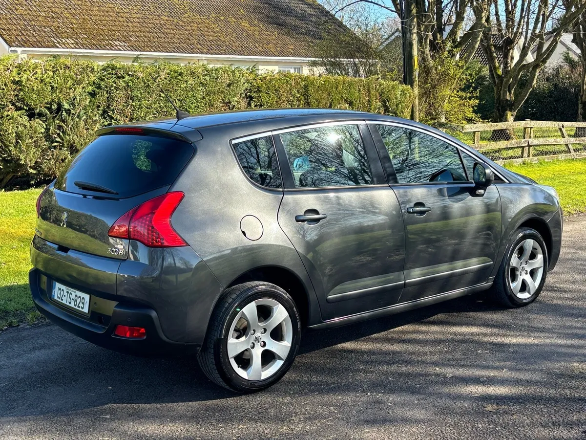 Peugeot 3008 AUTOMATIC - Image 2