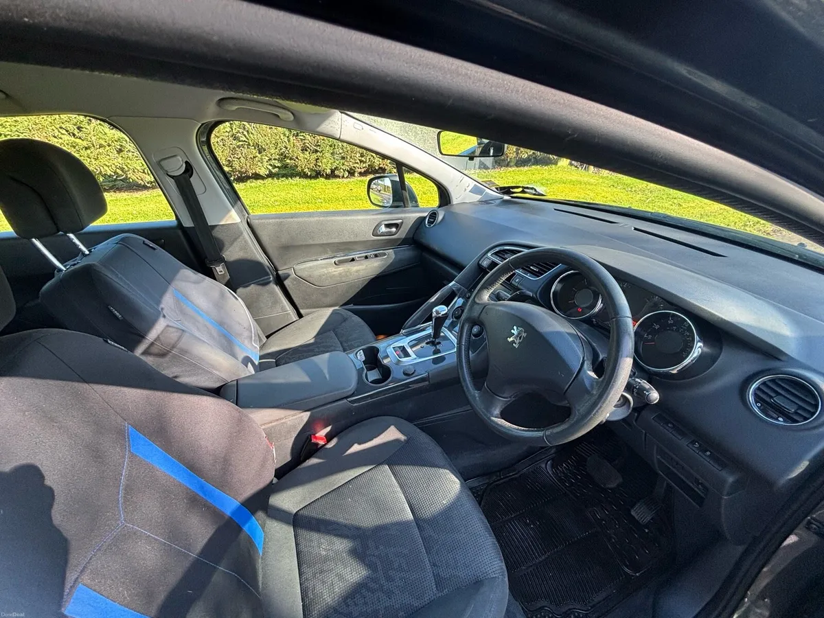 Peugeot 3008 AUTOMATIC - Image 4