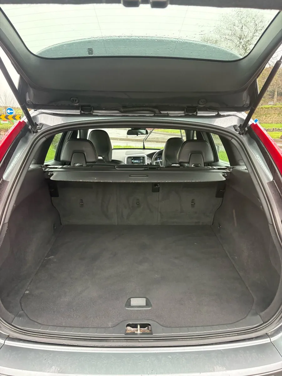 Volvo xc60 - Image 3