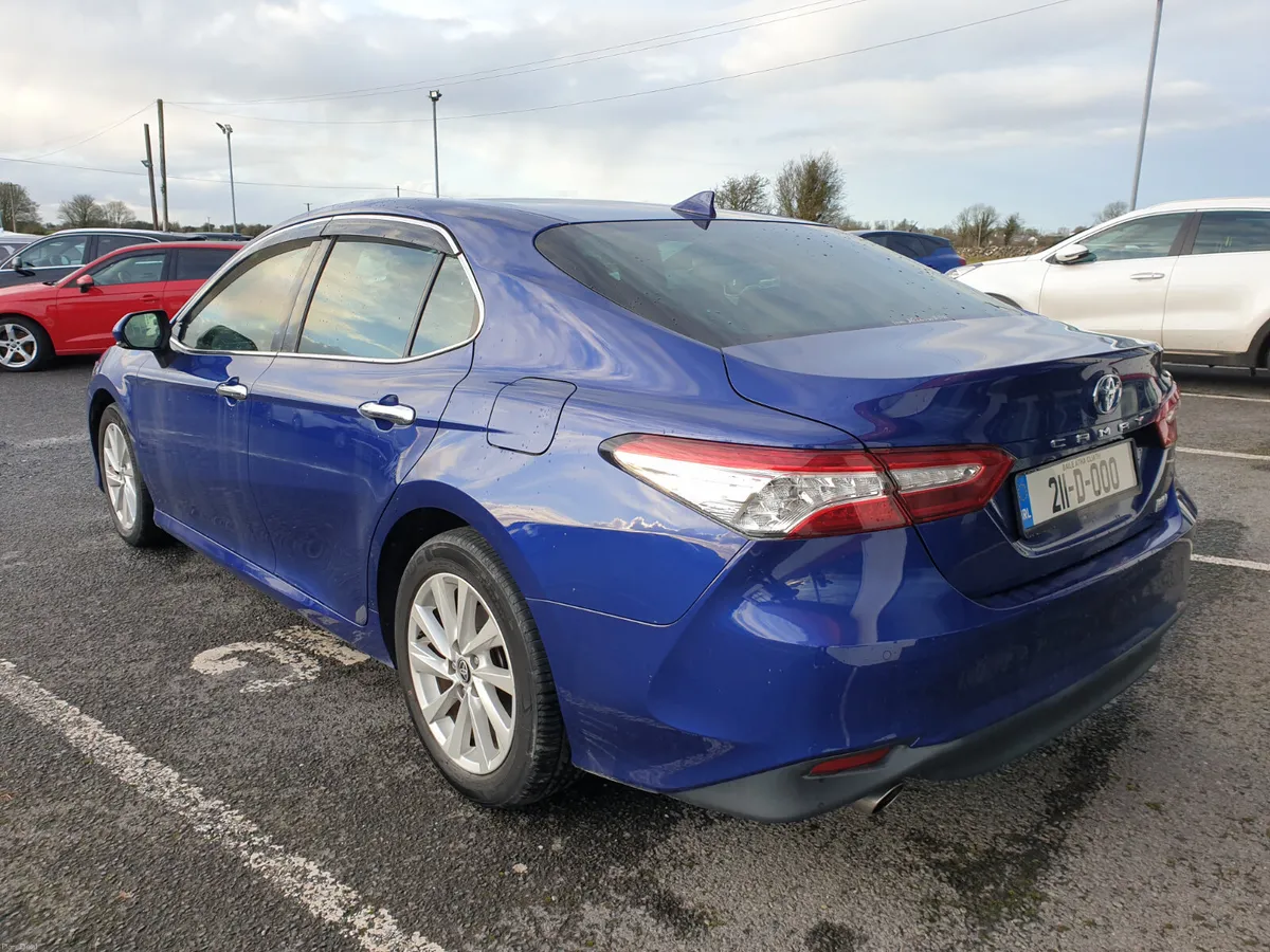 TOYOTA CAMRY 2.5 HYBRID**FULL LEATHER** - Image 4